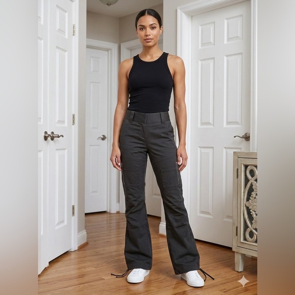 Vtg Guess Collection Womenâs 6 Black Flared Cargo Jeans Pants S Y2k Grunge